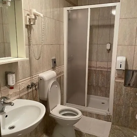 Gostisce Senica * Senovo